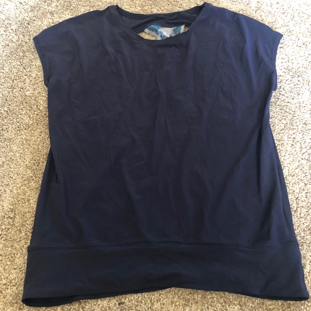 Lululemon short sleeve shirt / top